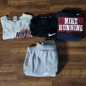 Mens Nike Size Small Bundle